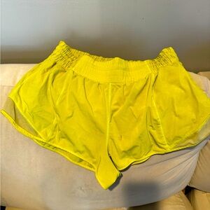 Lululemon hotty hot highlighter yellow size 12